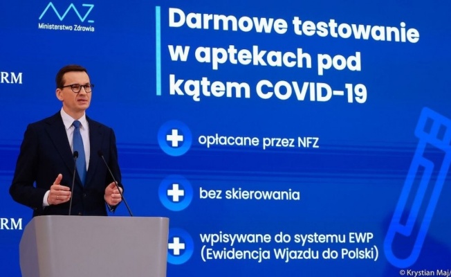 Polonya’da karantina süresi 7 güne düşürüldü