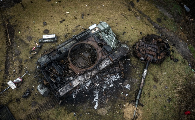 Kiev'de Rus tankı imha edildi