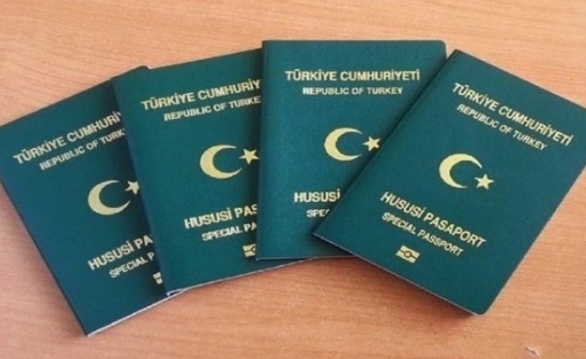 Yeşil pasaport geçerlilik süresi 10 yıla çıkıyor