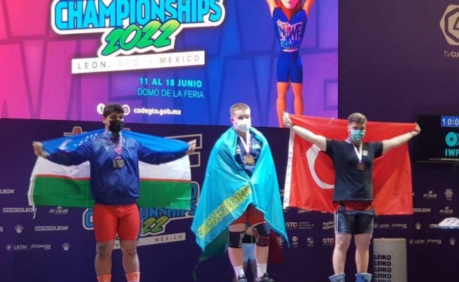 Dünya Halter Şampiyonası’nda Sami Baki’den 2 bronz madalya