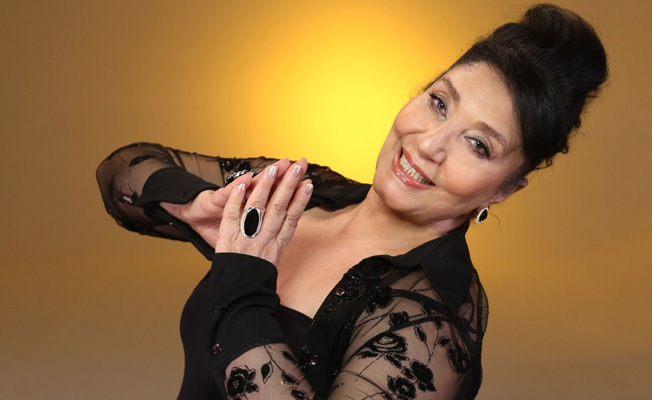 Safiye Doğanay'dan 2023 hit fantezi şarkısı