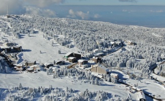 Uludağ’da kar kalınlığı 1,5 metreye yaklaştı